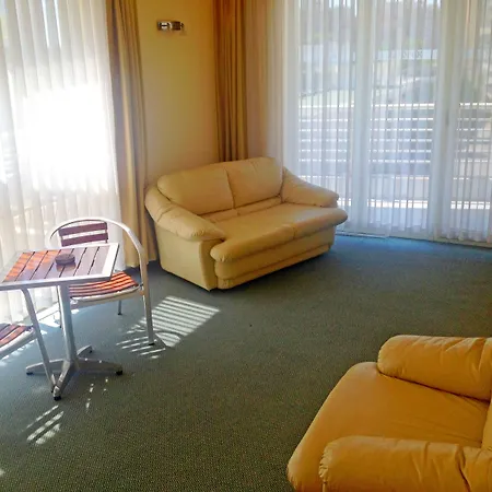 Kalofer סאני ביץ'