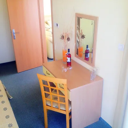 Kalofer Σάνι Μπιτς